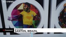 Pelé homenageado em mural de graffiti