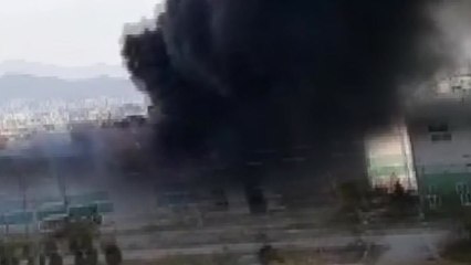 부산 담요공장 화재...인명피해 없어 / YTN