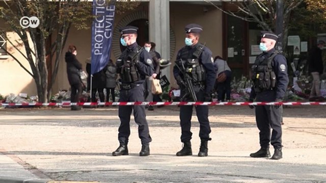 Теракт в Париже: чеченец из Москвы обезглавил учителя (19.10.2020)