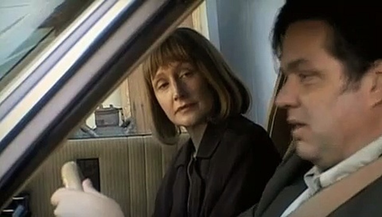 Pieces of april film trailer