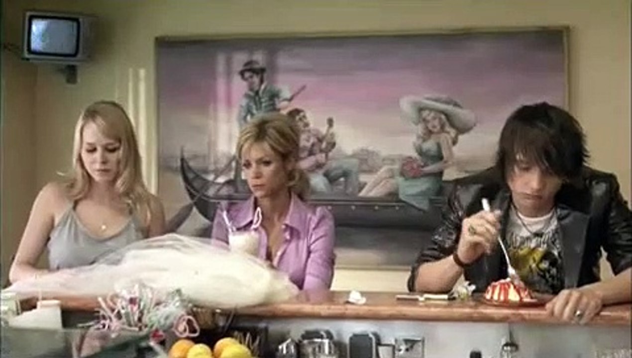 Little paris film trailer (2008)