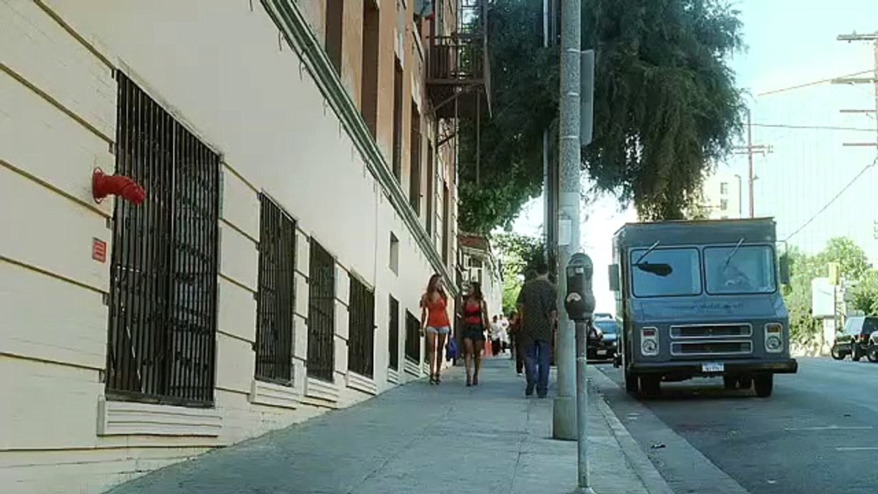 Next Day Air Film Trailer (2009)