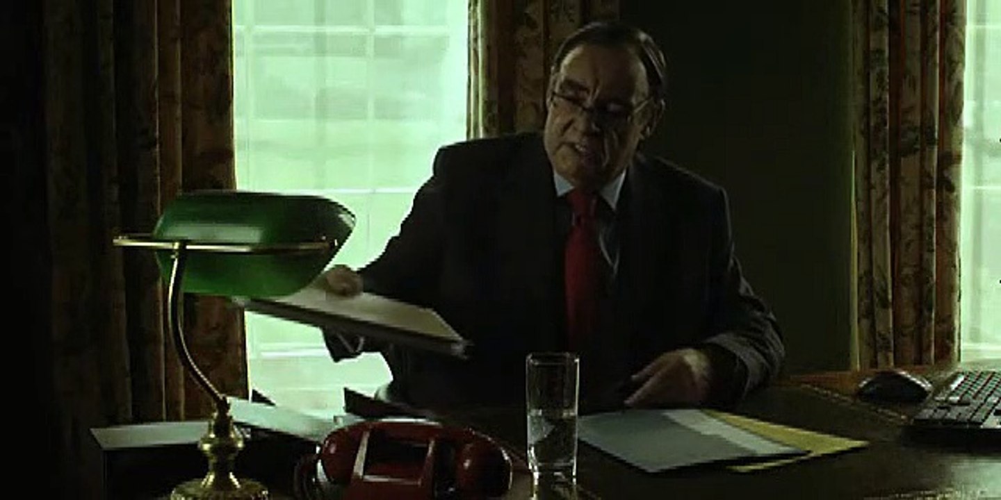 31 North 62 East Film Trailer (2009)