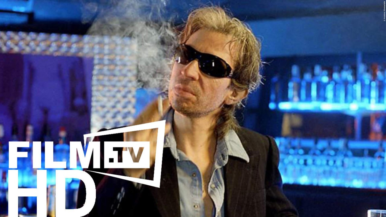 Gainsbourg Film Trailer - Der Mann, Der Die Frauen Liebte (2010) - Trailer