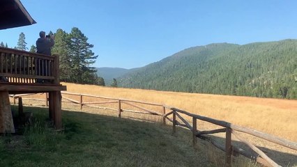 Plane Drops Fire Retardant to Save Cabin