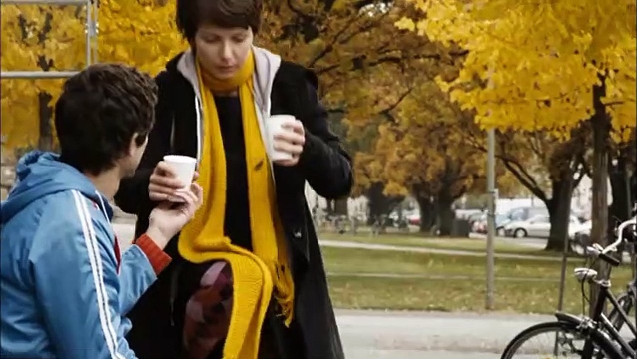 Der Letzte Schöne Herbsttag Film Trailer (2010)