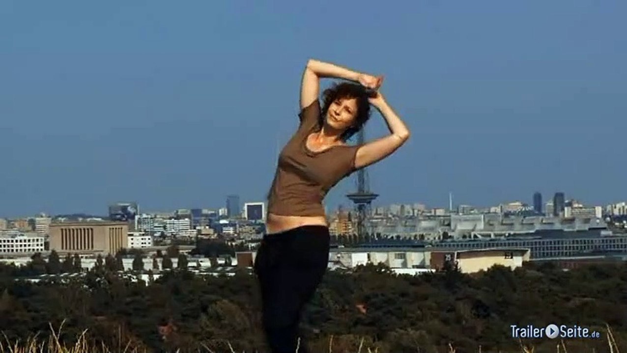 Eine Flexible Frau Trailer (2010)