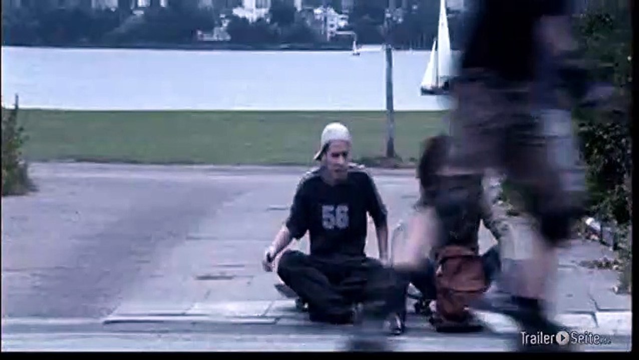 Mikrofan Kino Film Trailer (2010)