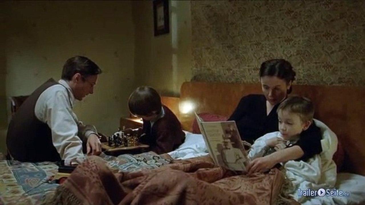 Mitten Im Sturm Trailer (2011)