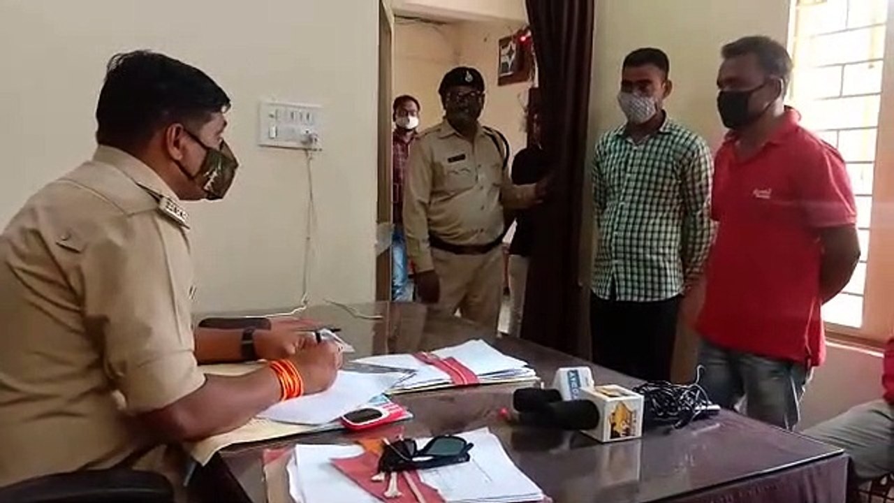 रायफल लहराकर UDA के कर्मचारी को धमकाने वाले आरोपी गिरफ्तार