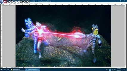 Photoshop Speed Art - Ultraman vs Baltan Toy Photography