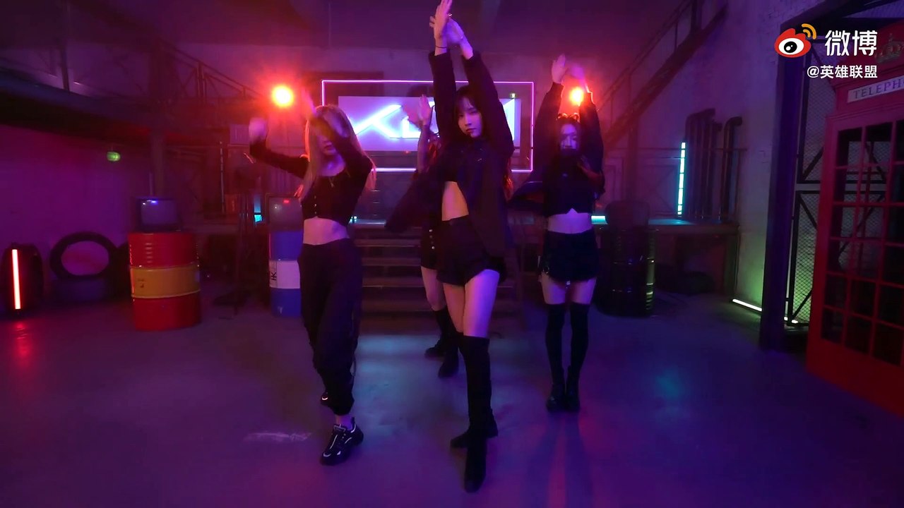 SNH48 - Mo Han, Wang XiaoJia, Yuan YiQi, and Yuan YuZhen perform dance cover of "The Baddest" for KDAStudio 20201020