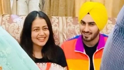 Neha Kakkar ने share किया Rohanpreet के parents से पहली मुलाकात का Video | FilmiBeat