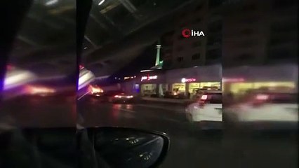 Kaza sonrası patlayan araçtan son anda çıkarak alevler arasında kalmaktan kurtuldu