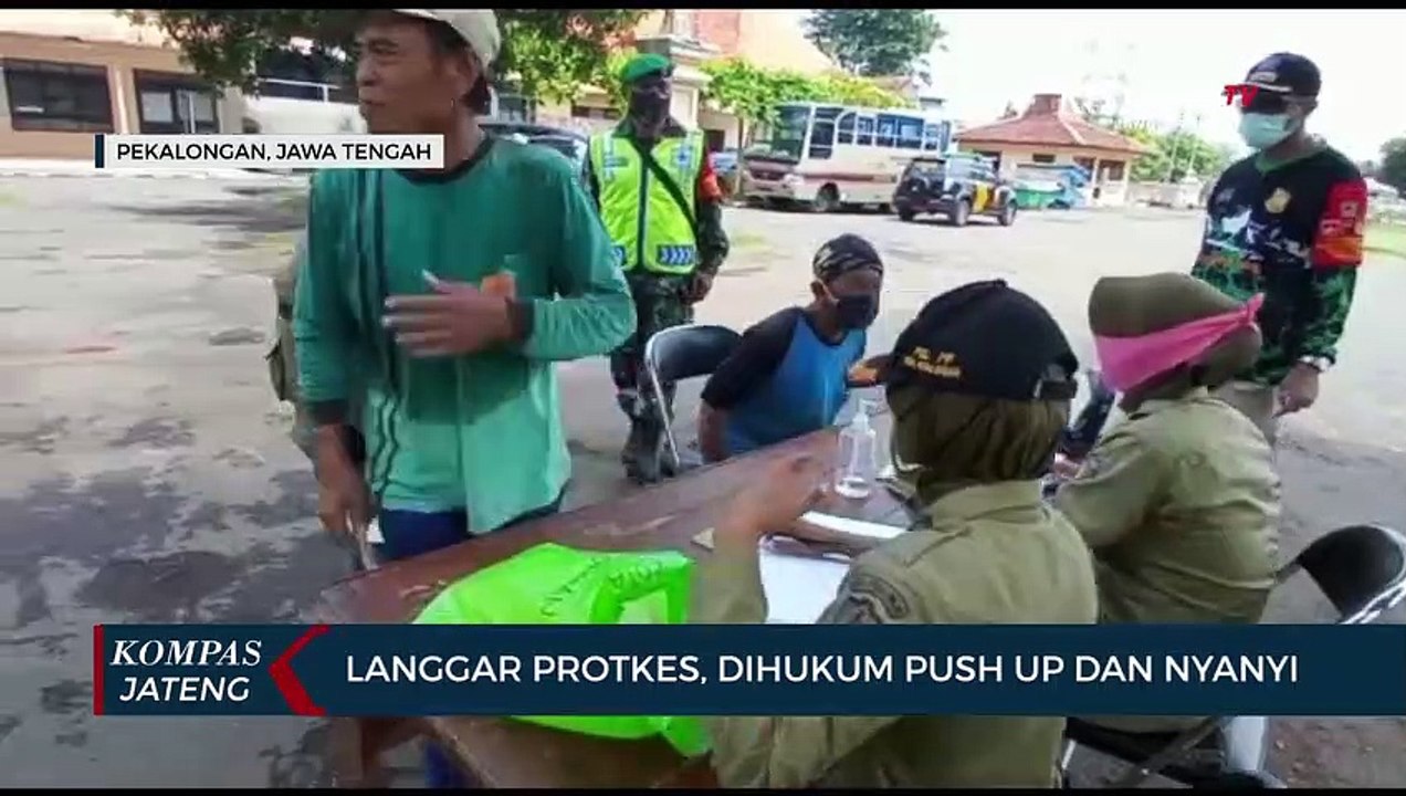 Langgar Protokol Kesehatan, Dihukum Push Up dan Nyanyi