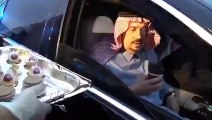شاهد: ماذا فعل أمير الرياض حين قٌدمت له القهوة التركية؟