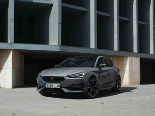 El Cupra León e-Hybrid ya está aquí