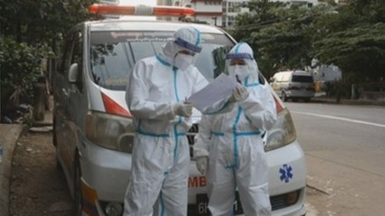 El combate al coronavirus en Birmania sobre los hombros de voluntarios
