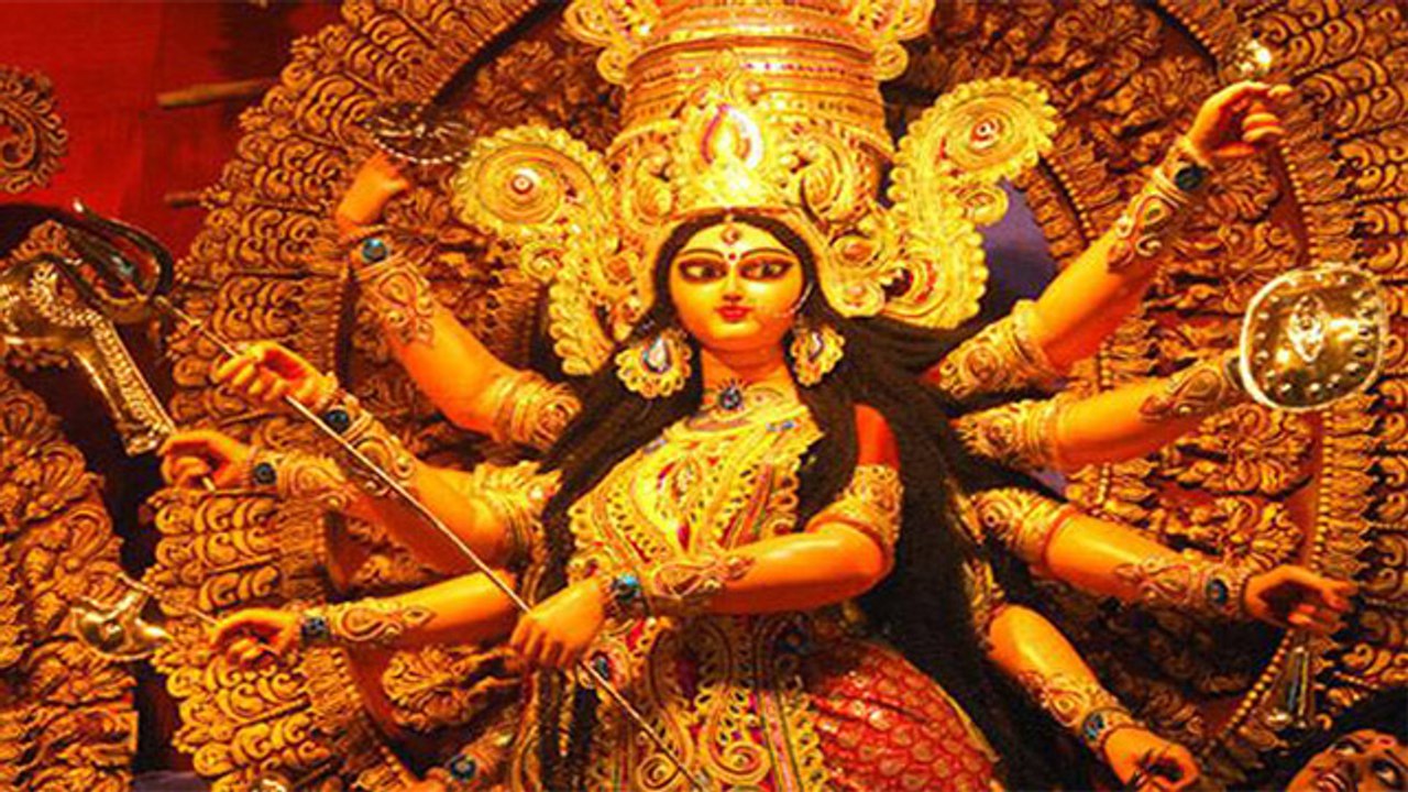 Navratri 2020: नवरात्रि में जरूर करें इन 5 शक्तिशाली मंत्रों का जाप, बदल जाएगी किस्मत | Boldsky