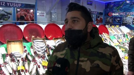 Balık tezgahlarında palamut bolluğu devam ediyor