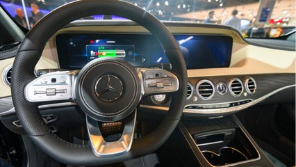 What Are The Features Of The Mercedes-Benz Maybach SUV?