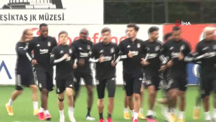 Beşiktaş hazırlıklara kaldığı yerden devam etti