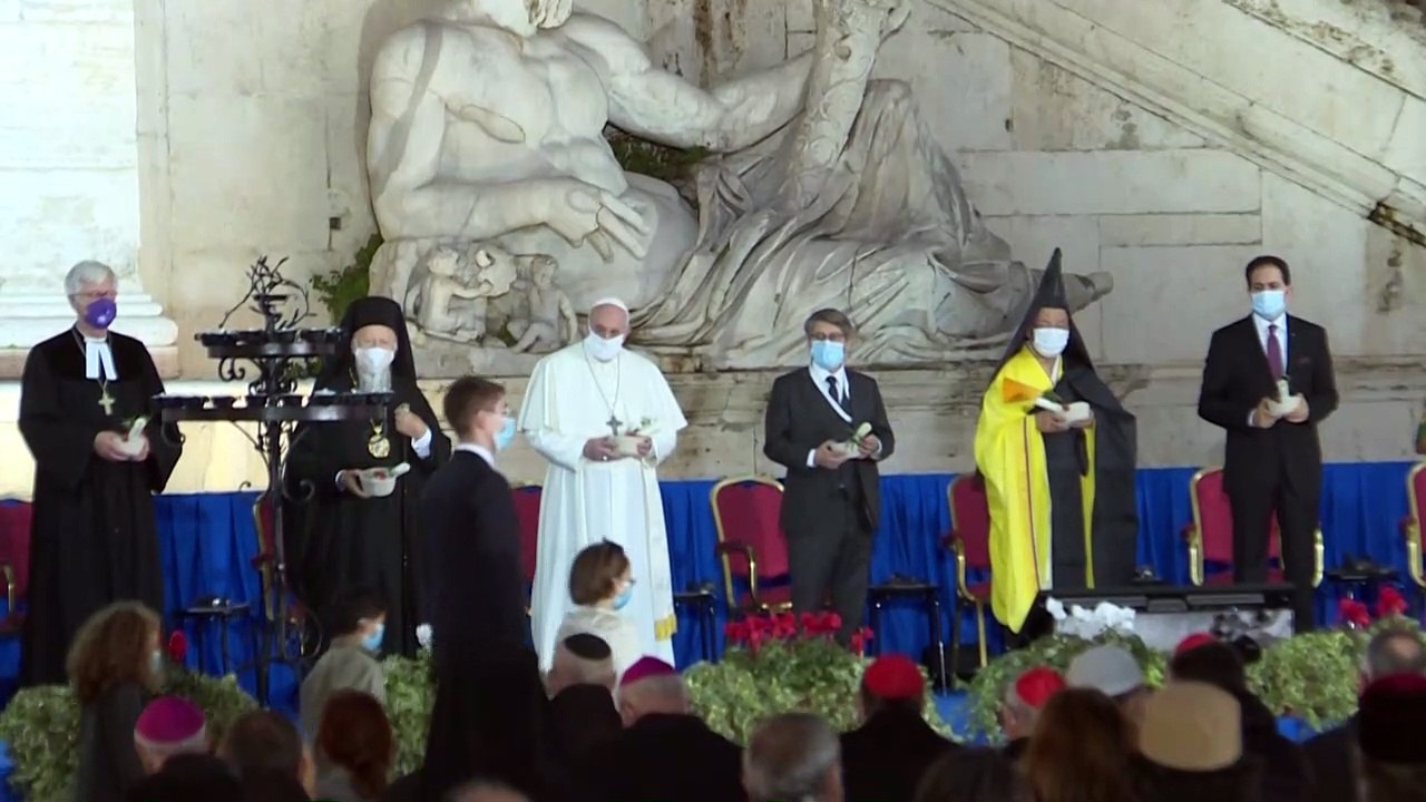 Francisco ora en Roma con líderes de varias religiones por la paz y la pandemia