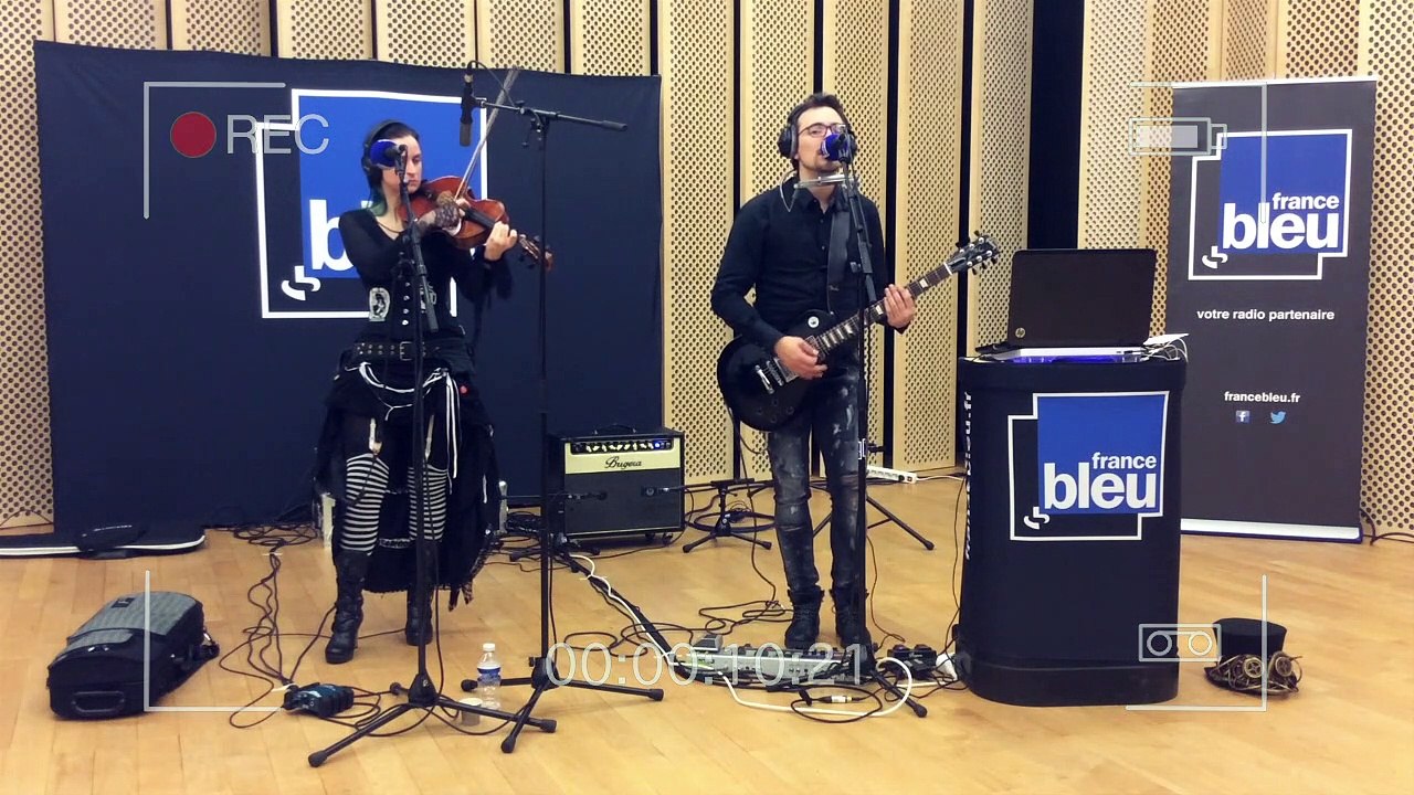 Coffees and Cigarettes - Steapunk Fantasy