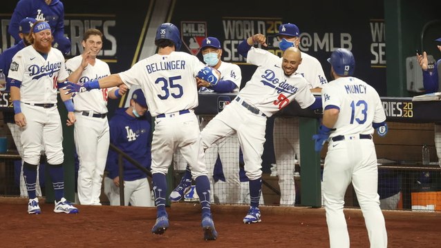 Clayton Kershaw Leads Dodgers to 8-3 Win Over Rays