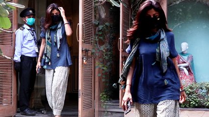 Shilpa Shetty Spotted in Bandra | FilmiBeat