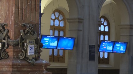 El Ibex 35 cambia de signo tras la apertura y cede un 0,13 % en los 6.960 puntos