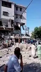 कराची में फिर हुआ जोरदार धमाका, बर्बाद हो गई पूरी बिल्डिंग, 5 की मौत, 20 घायल