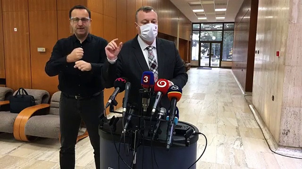 ZÁZNAM: Brífing ministra práce M. Krajniaka