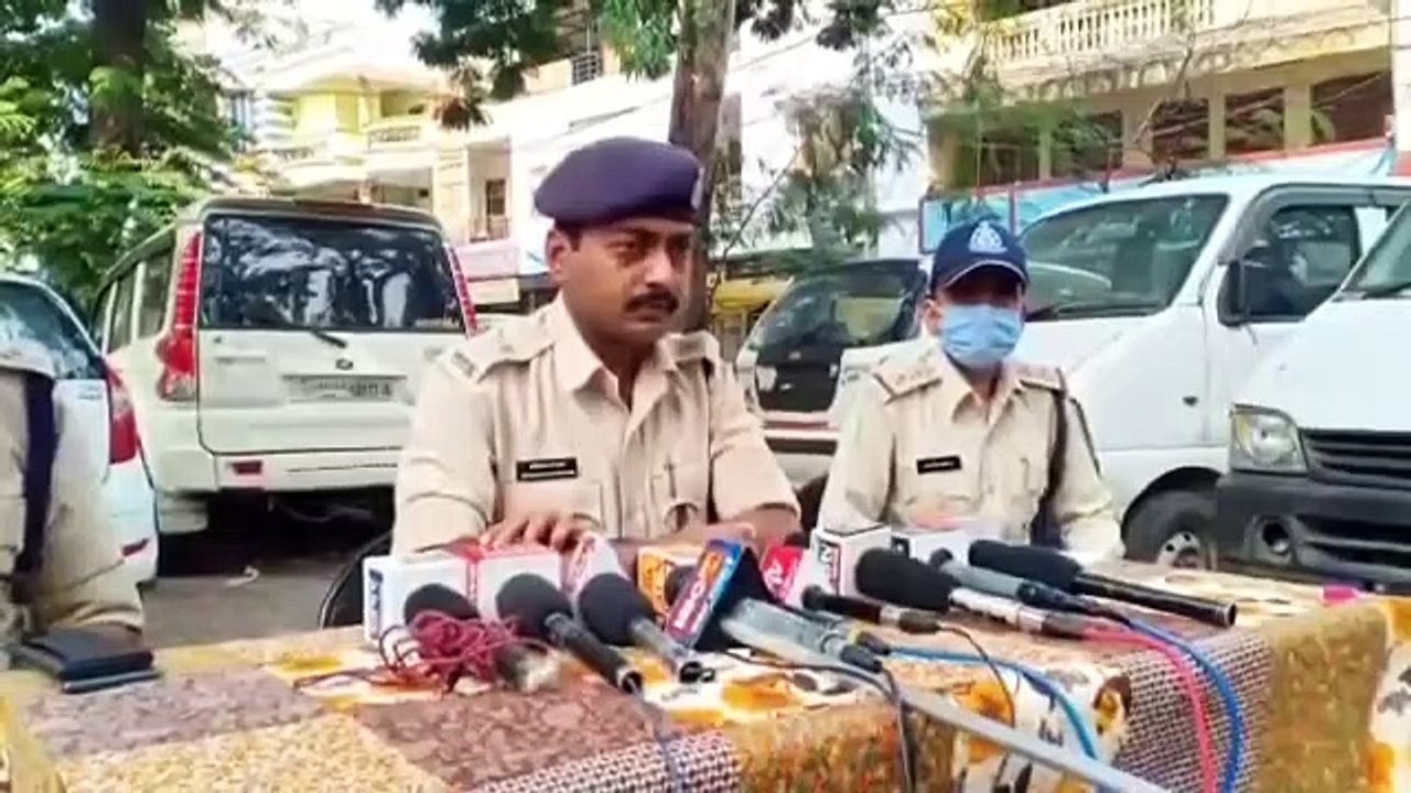 रिटायर्ड आर्मी अधिकारी के घर हुई चोरी का हुआ खुलासा, नौकर ही निकला चोर, चोरी गए 10 लाख हुए बरामद