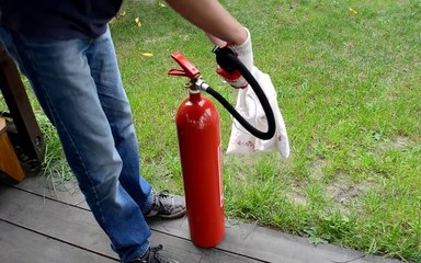 Kuru Buz Nasıl Yapılır?