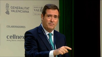Garamendi pide "moderación" a los políticos y no "parar la economía"
