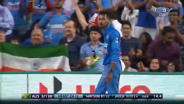 India vs Australia - Last Over thrilling finish- Need 17 Runs off 6 Balls