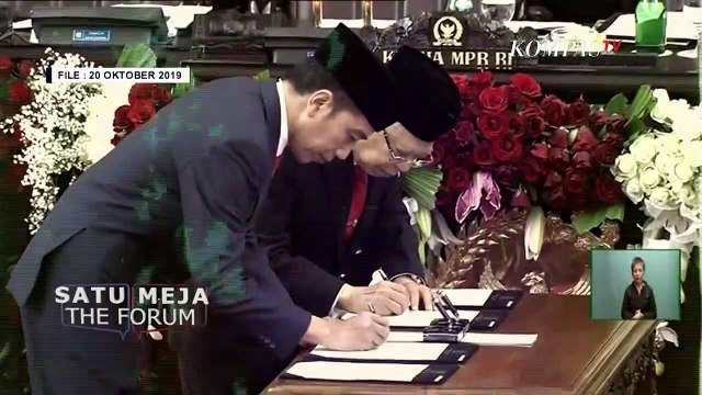 Fadjroel: Presiden Joko Widodo Tegak Lurus Terhadap Konstitusi - SATU MEJA THE FORUM (Bag2)