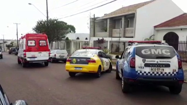 Homem surta dentro da sede do Conselho Tutelar Sul e várias equipes da PM, GM e Samu são acionadas