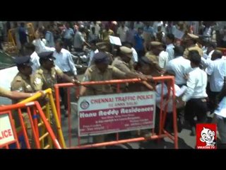 Students Protest - Junior Vikatan