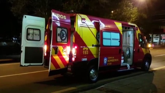 Idosa fica ferida ao cair de escada em imóvel na Rua Paraná