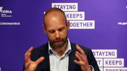 Hundreds in isolation due to North Melbourne cluster