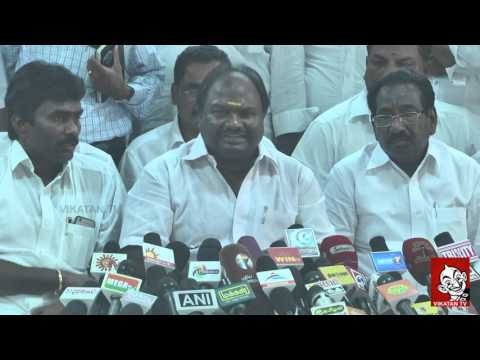 Vaiko has got Rs.1,500 crores from Jayalalithaa - Chandrakumar