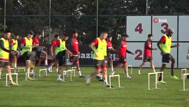 Arşiv - Marius Sumudica, İsmail Kartal’a karşı kaybetmedi