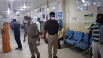 पुलिस ने एसबीआई बैंक का किया निरीक्षण