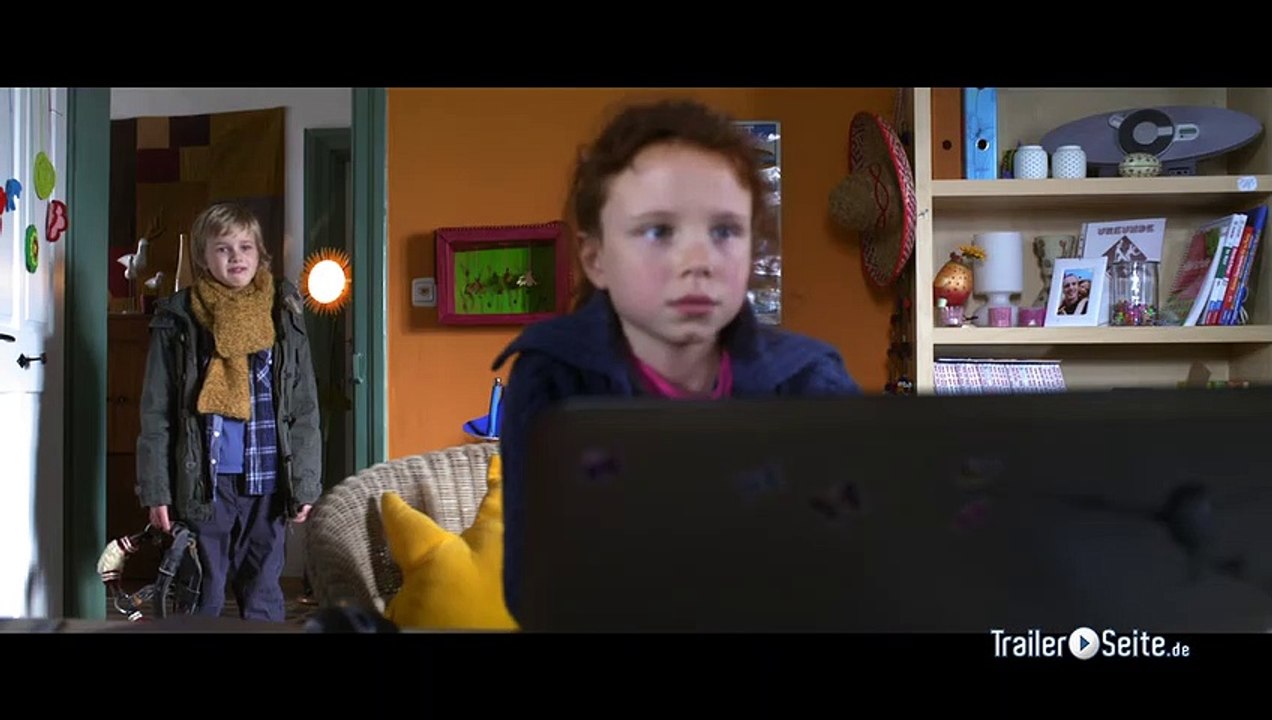 Als Der Weihnachtsmann Vom Himmel Fiel Trailer und Filmkritik (2011)