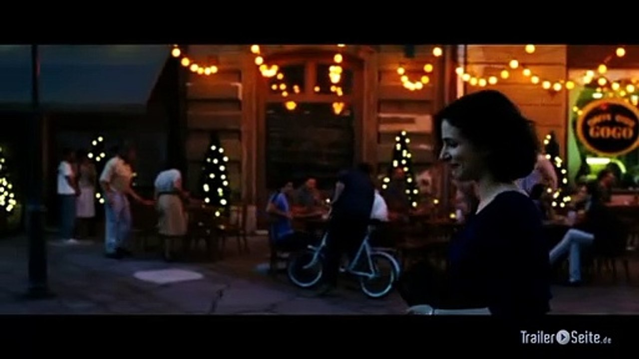 In The Land Of Blood And Honey Trailer (2012)