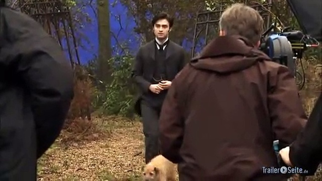 Backstage Blick zu Die Frau In Schwarz