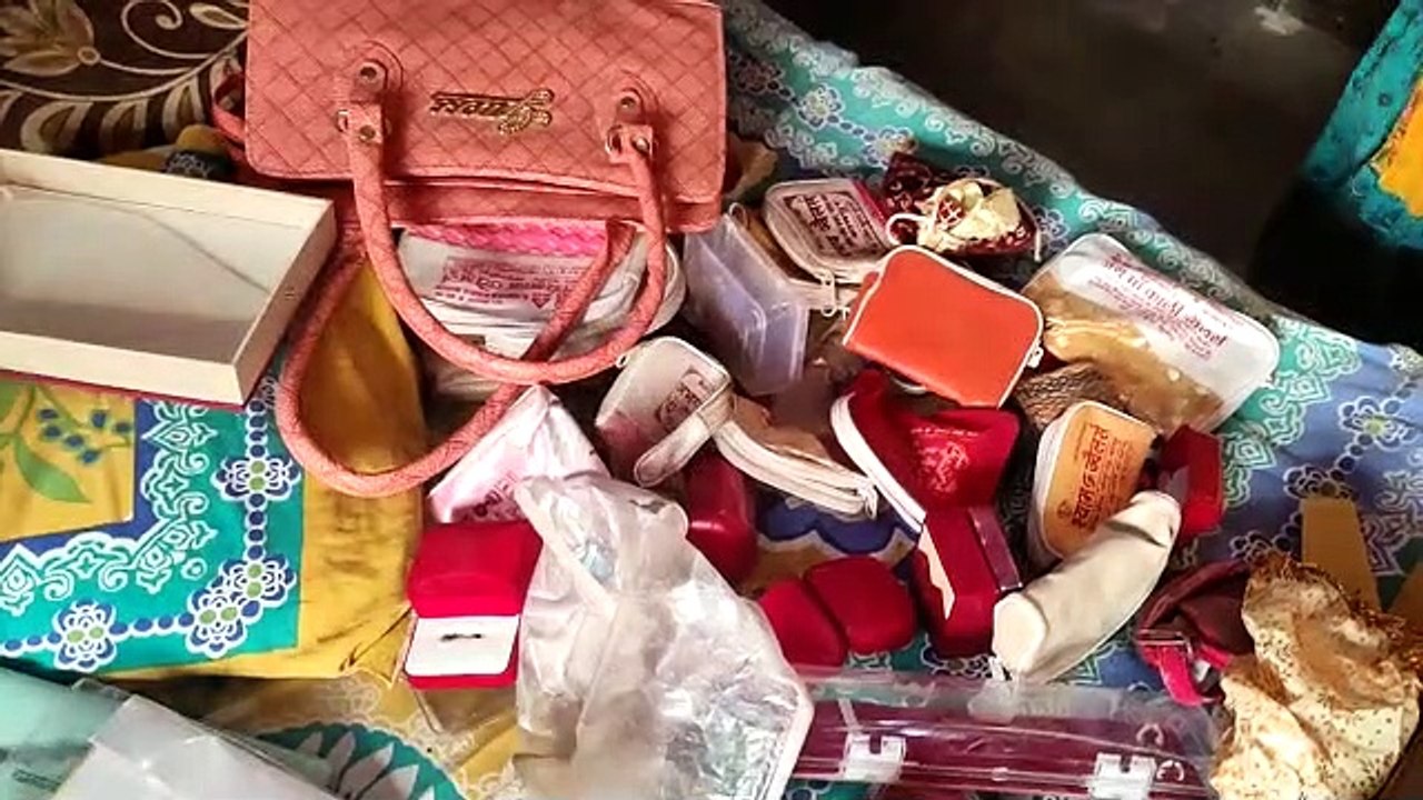 अधिवक्ता के घर से करीब 6 लाख के जेवर समेत लाखों का कैश चोरी
