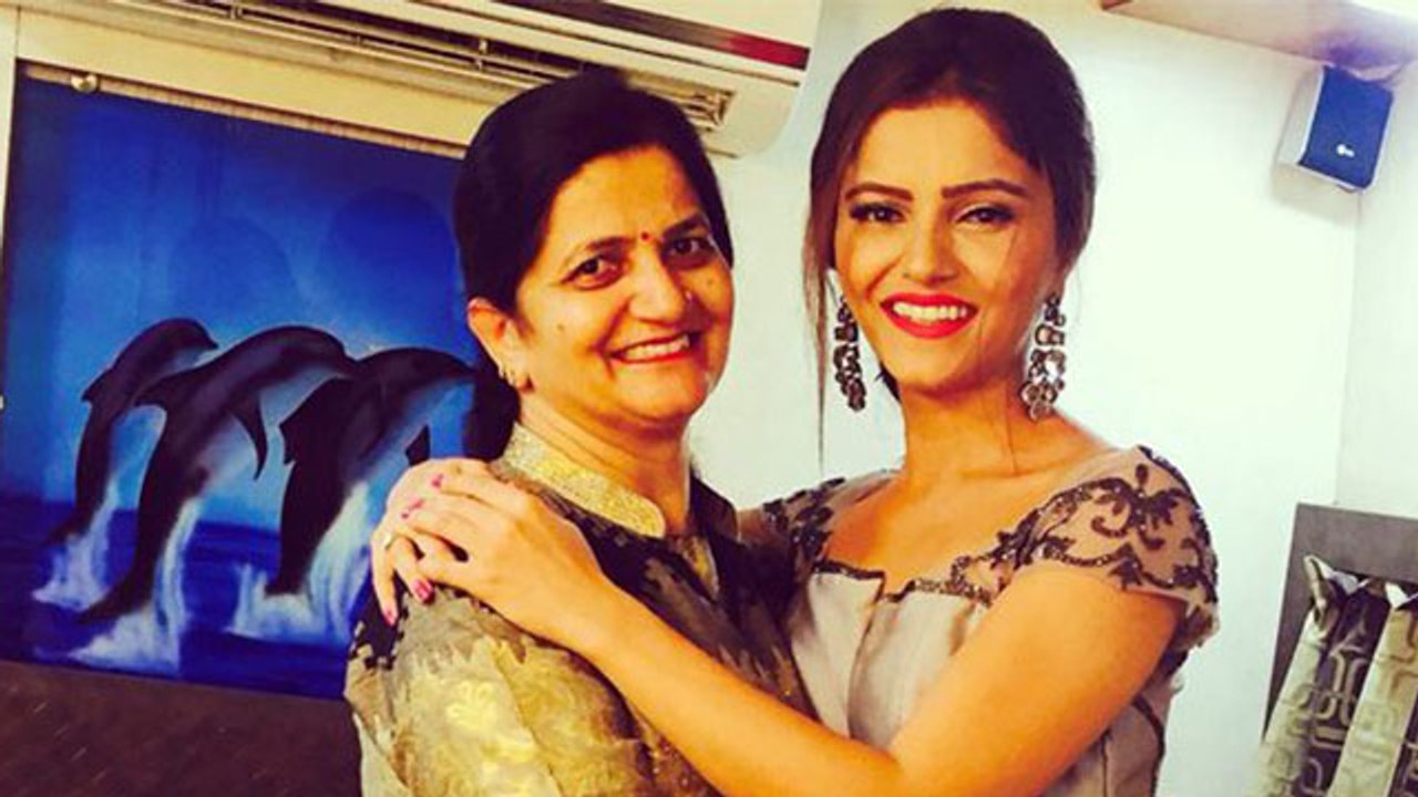 Bigg Boss 14; Rubina Dilaik की मां ने Hina Khan के निकलते ही कही ये बात, Miss You | FilmiBeat